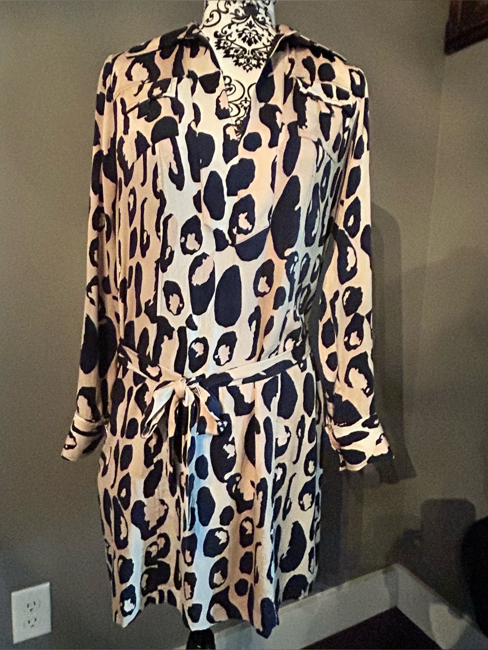Diane von Furstenberg Silk Leopard Print Wrap Dress Brown Black Long Sleeve 4